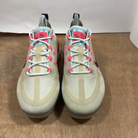 Nike Air Vapormax 2019 Women Size 8.5 Running Shoes Grey Pink AR6632-007 - Picture 2 of 9